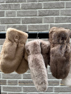 Fäustlinge aus Kunstpelz